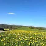 Appartement Eifel Refugium Huebsch *