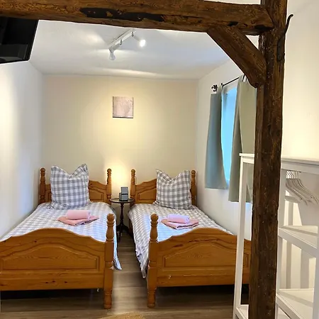 Eifel Refugium Huebsch Apartmán *